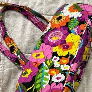 Va Va Bloom NWOT mini tote. NWOT 2012